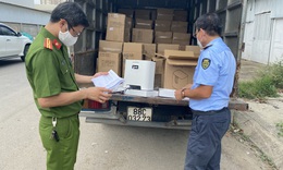 Phát hiện xe "luồng xanh" vận chuyển 199 bộ máy tạo oxy nghi nhập lậu