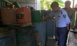 Tạm giữ gần 7.000 l&#237;t dầu diesel kh&#244;ng r&#245; nguồn gốc