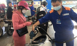 H&#244;m nay, gi&#225; xăng dầu trong nước dự b&#225;o tăng nhẹ