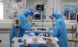 Nam nh&#226;n vi&#234;n y tế xuất hiện nhiều triệu chứng hậu COVID-19 hơn nữ