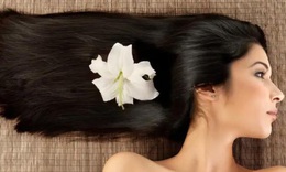 Gội đầu thế n&#224;o để t&#243;c d&#224;y hơn?