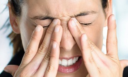 Điều trị COVID-19 và những hệ lụy không ngờ cho mắt