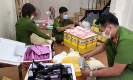 Đột kích tổng kho điều chế kem làm trắng da, cao tan mỡ bụng trái phép