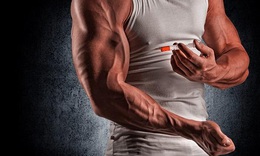 Tự &#253; d&#249;ng thuốc steroid để tăng cơ bắp: Đẹp nhưng độc