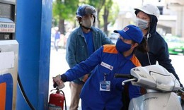 Bộ Tài chính nghiên cứu, đề xuất giảm các loại thuế, phí liên quan đến xăng dầu, tiêu dùng