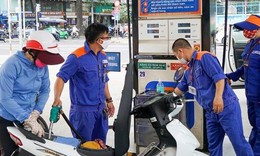 Hôm nay, Ủy ban Thường vụ Quốc hội họp bất thường bàn về giảm thuế xăng dầu