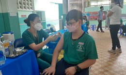 Sở Y tế TP.HCM y&#234;u cầu 5 quận, huyện tăng cường gi&#225;m s&#225;t hoạt động ti&#234;m vaccine cho trẻ em