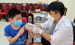 Tr&#242;n 5 th&#225;ng tổ chức ti&#234;m vaccine COVID-19 cho trẻ từ 5 - dưới 12 tuổi, vẫn c&#243; nhiều nơi ti&#234;m thấp, chậm