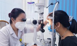 Quy tr&#236;nh kh&#225;m kiểm so&#225;t tiến triển cận thị gồm những g&#236;?