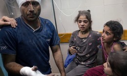 Vụ nổ bệnh viện ở Gaza khiến h&#224;ng trăm người thiệt mạng, Hamas v&#224; Israel đổ lỗi cho nhau