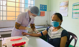 Nhiều hoạt động g&#243;p phần giảm nguy cơ l&#226;y truyền HIV từ mẹ sang con