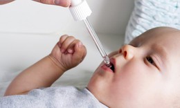 Bổ sung vitamin D cho trẻ khi n&#224;o th&#236; ngưng?