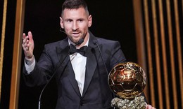 Messi: Danh hiệu n&#224;y xin d&#224;nh tặng cho Maradona v&#224; người d&#226;n Argentina
