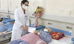 Những ca phẫu thuật diệu kỳ mang lại sự sống cho bệnh nhân vượt qua ung thư