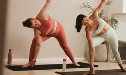 Dấu hiệu cho thấy cơ thể tập luyện yoga qu&#225; sức