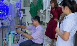 Chung sức tuyến trên và tuyến dưới, nâng cao chất lượng điều trị bệnh viện