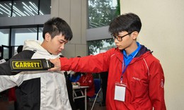 Gần 3.000 thí sinh ‘mở hàng’ tranh suất vào đại học 2024