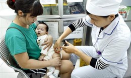 Bảo đảm kinh ph&#237; mua vaccine cho chương tr&#236;nh ti&#234;m chủng mở rộng năm 2024