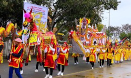 Độc đ&#225;o lễ hội Từ Lương X&#226;m