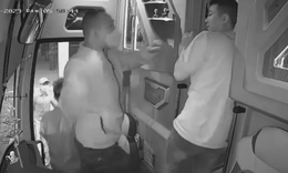 Th&#244;ng tin mới vụ đ&#225;nh t&#224;i xế v&#236; kh&#244;ng dừng xe cho kh&#225;ch đi vệ sinh