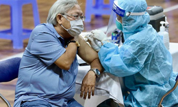 Gia tăng ca mắc COVID-19, TP.HCM tiếp tục th&#250;c đẩy ti&#234;m vaccine