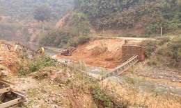 Sập cầu tạm thủy điện ở Lai Ch&#226;u khiến khiến 3 người thương vong