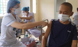 Bệnh nh&#226;n COVID-19 tăng, c&#225;c địa phương y&#234;u cầu gi&#225;m s&#225;t chặt