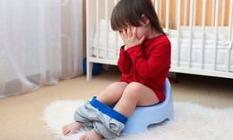 Trẻ em c&#243; mắc bệnh trĩ kh&#244;ng?