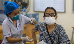 Ca COVID-19 tiếp tục tăng, thông tin mới nhất về tiêm vaccine ở nước ta