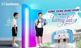 Bệnh học đường: Cha mẹ cần l&#224;m g&#236; khi trẻ c&#243; dấu hiệu cong vẹo cột sống?