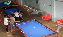 M&#226;u thuẫn khi chơi bi-a, nam thanh ni&#234;n s&#225;t hại bạn