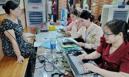 Chủ cơ sở B&#225;nh m&#236; Phượng 2 cần li&#234;n hệ cơ sở y tế để trả chi ph&#237; điều trị cho người ngộ độc