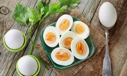 9 loại thực phẩm c&#243; nhiều protein hơn trứng