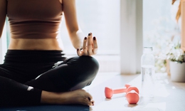 9 tư thế yoga giảm c&#226;n bạn c&#243; thể thực hiện h&#224;ng ng&#224;y