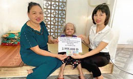 Ước mơ của người phụ nữ “đầu gối qu&#225; tai” th&#224;nh hiện thực khi c&#243; nơi ở mới tốt hơn