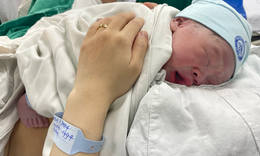 Hình ảnh đáng yêu của những em bé chào đời năm 2024