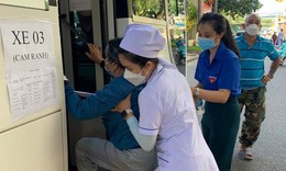 Những chuyến xe nghĩa tình đưa bệnh nhân về nhà đón Tết