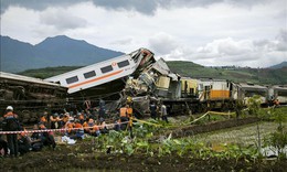 Vụ tai nạn t&#224;u hỏa tại Indonesia: Con số thương vong tăng