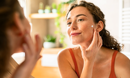 5 bước tối giản thực hiện buổi s&#225;ng gi&#250;p da mịn m&#224;ng