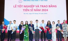 Trường Đại học Y H&#224; Nội trao bằng tốt nghiệp cho 37 tiến sĩ