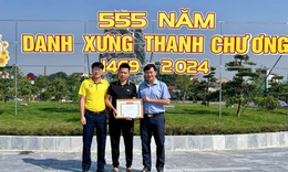 Chủ qu&#225;n ăn lao xuống hồ cứu người được thưởng 300.000 đồng 