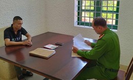 Tạm giữ thanh niên cho học sinh vay lãi nặng đến 10.000%/năm