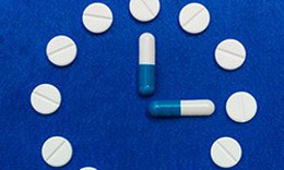 Bỏ liều thuốc ở người bệnh mạn tính nguy hiểm thế nào?