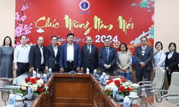 Thứ trưởng Bộ Y tế Đỗ Xu&#226;n Tuy&#234;n tiếp Đại sứ Ấn Độ tại Việt Nam