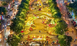 Đường hoa Nguyễn Huệ chính thức mở cửa đón khách