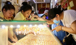 Gi&#225; v&#224;ng h&#244;m nay ng&#224;y 11/3 tăng dữ dội chiều mua v&#224;o