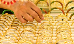 Gi&#225; v&#224;ng h&#244;m nay ng&#224;y 13/3 giảm sốc gần 2 triệu đồng/lượng