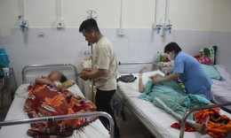 N&#243;ng: Số người nghi ngộ độc sau ăn cơm g&#224; Tr&#226;m Anh tăng l&#234;n 345, 1 ca chuyển biến nặng