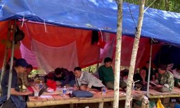 Bắt 11 đối tượng khai th&#225;c v&#224;ng tr&#225;i ph&#233;p tại Đắk Lắk