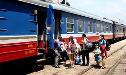 Tin vui cho người dân đi tàu hoả: Giá vé tàu giảm cực mạnh